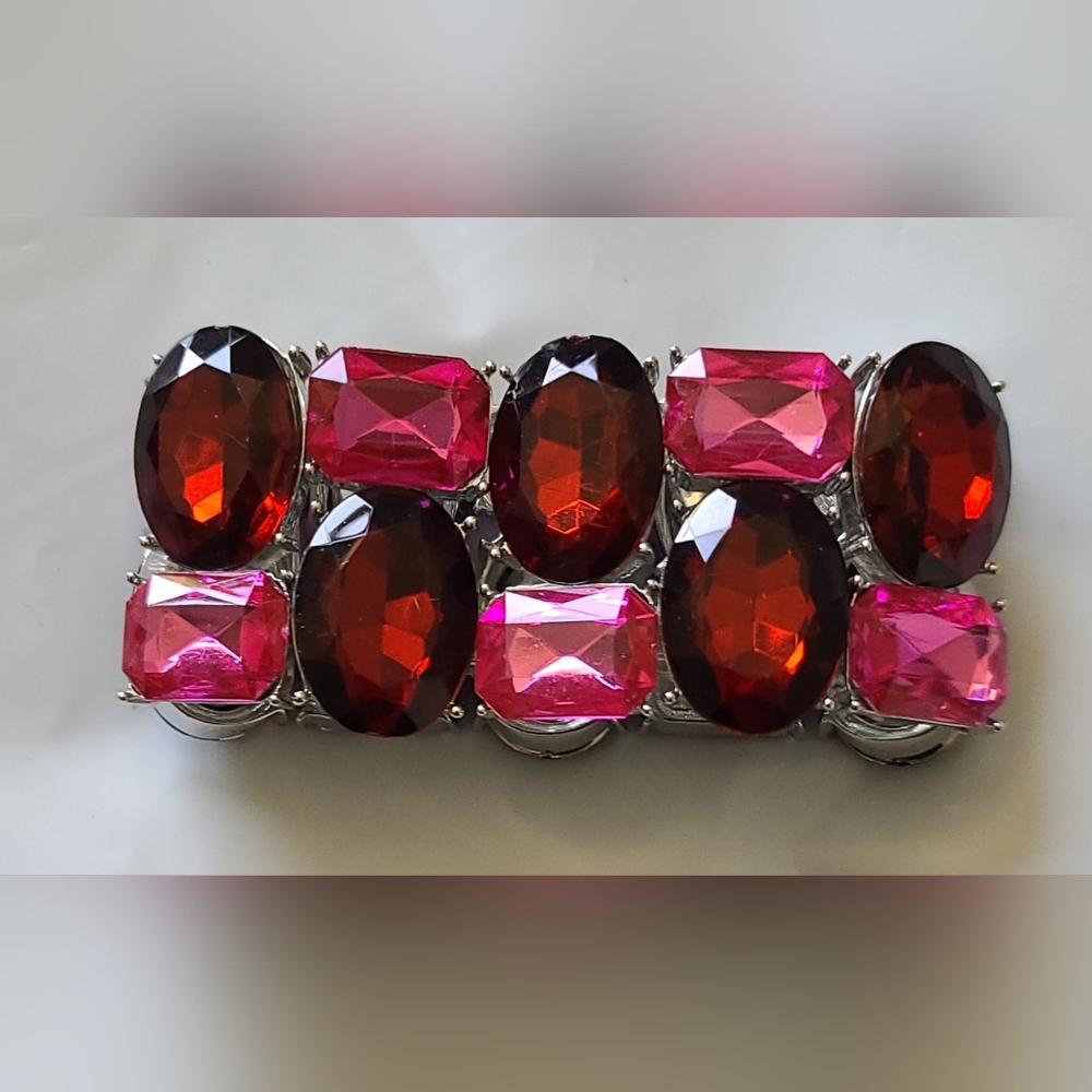 Elegant Pink and Red Stretch Gemstone Bracelet